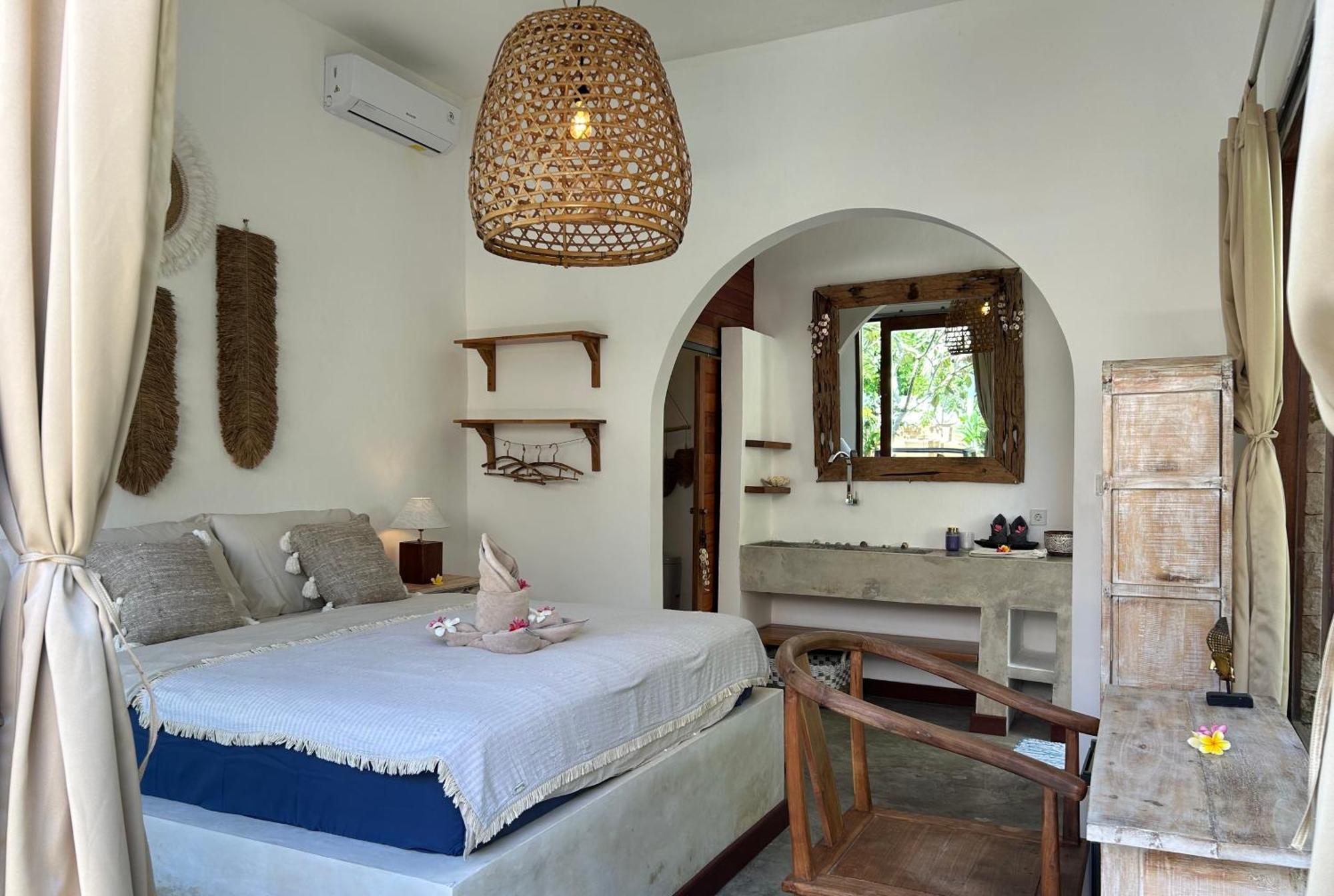 La Kreyiol Bed & Breakfast Uluwatu  Bagian luar foto