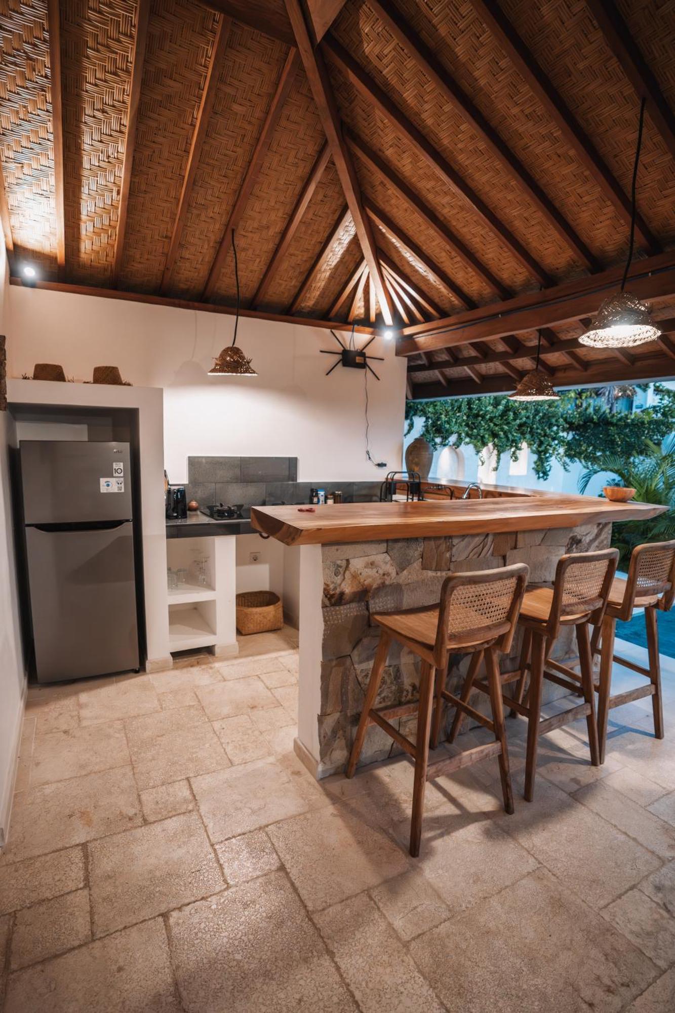 La Kreyiol Bed & Breakfast Uluwatu  Bagian luar foto