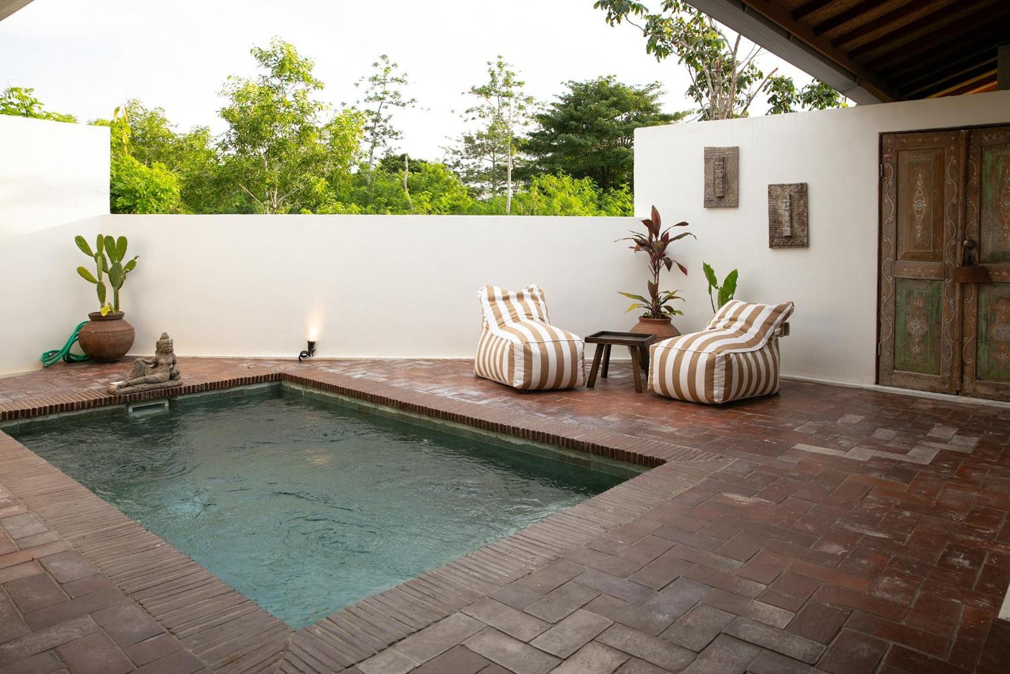 La Kreyiol Bed & Breakfast Uluwatu  Bagian luar foto